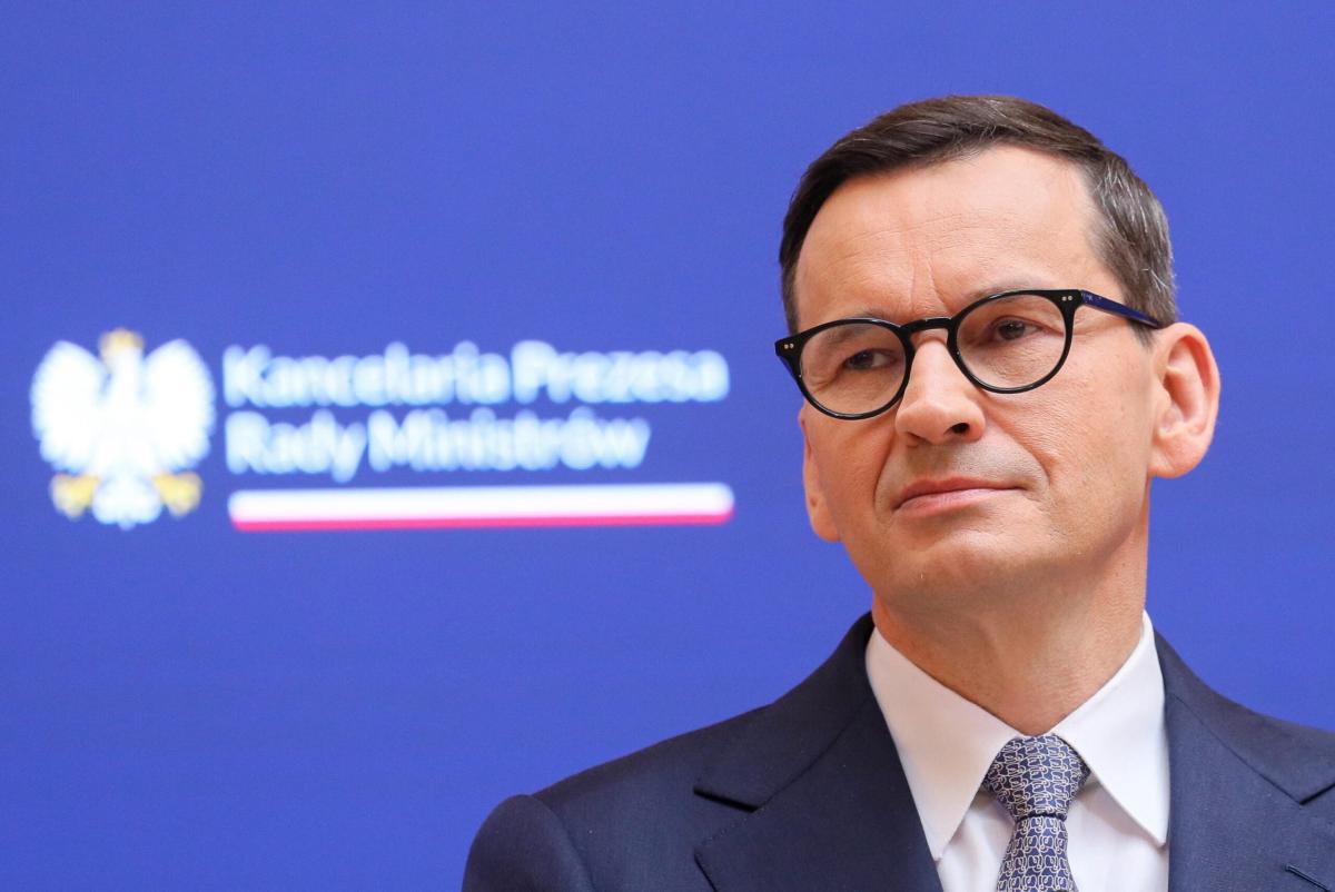 Migranti: per il leader polacco Morawiecki all’Ue servono frontiere…