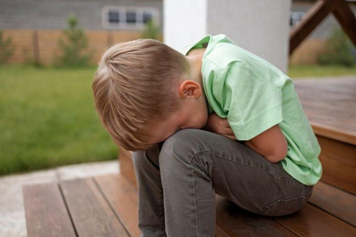 Come si manifesta la depressione nei bambini, ecco i segnali per riconoscerla e come affrontare la situazione