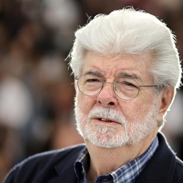 George Lucas, la salute del regista mette in ansia i fan, preoccupa la sua assenza alla premiere del doc su John Williams