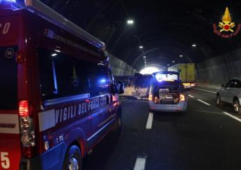 Genova, incidente sull’A26 all’altezza di Masone: scontro tra un’au…