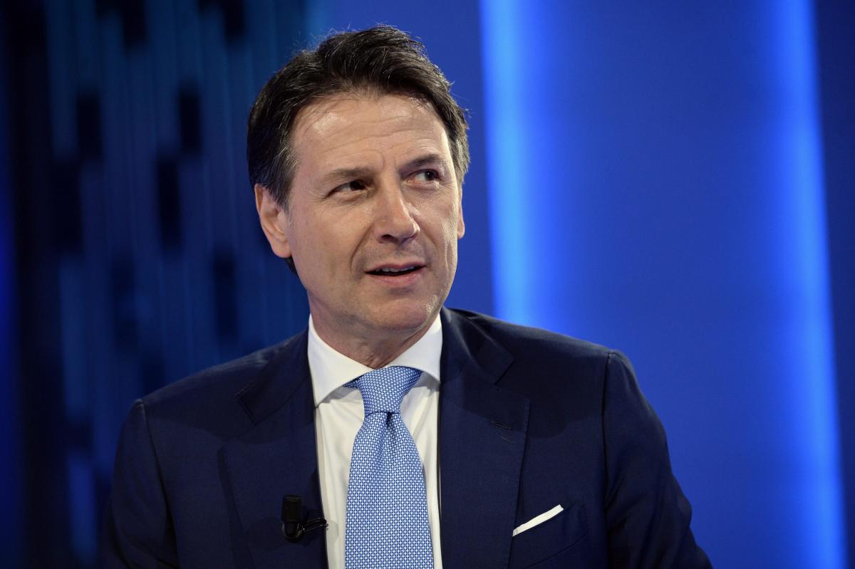 Elezioni 2022, Conte: “Collaborare con il Pd? Ci può stare”