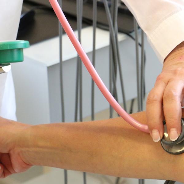 Accertamento sanitario invalidità civile: come si svolge la visita medica