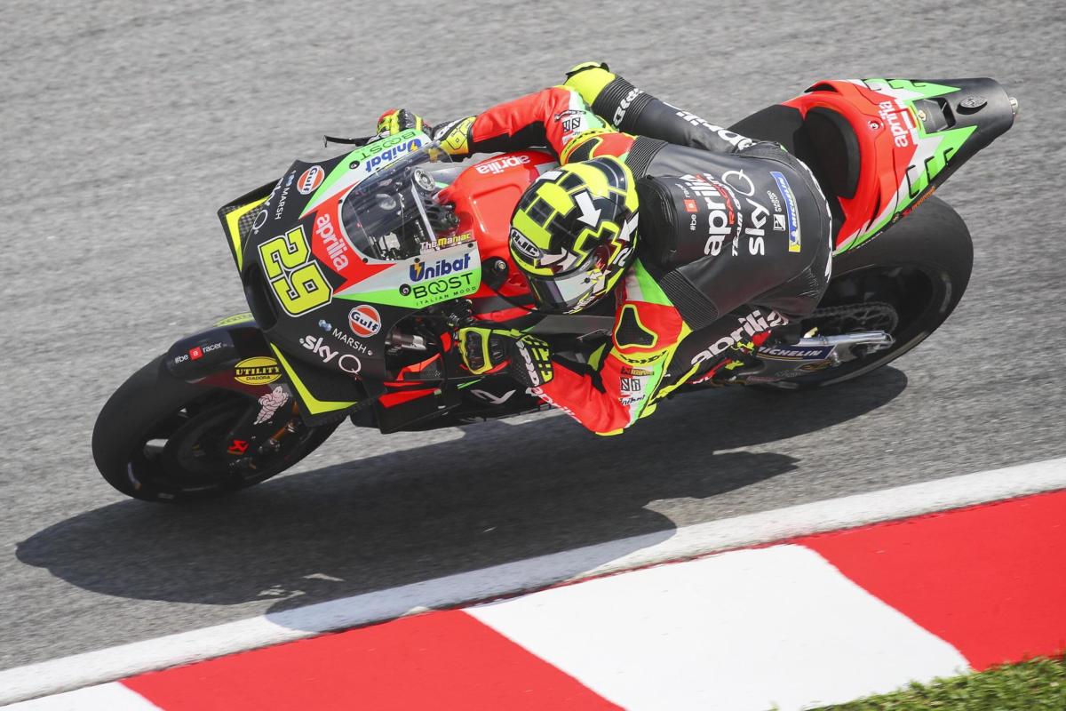 Iannone annuncia un possibile ritorno in moto: “Potrei correre in S…