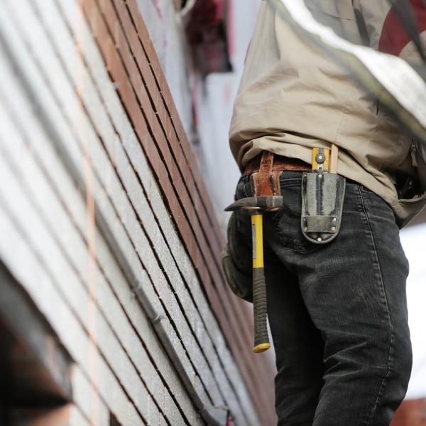 Siracusa, operaio morto sul lavoro: tragedia in un cantiere edile a Floridia