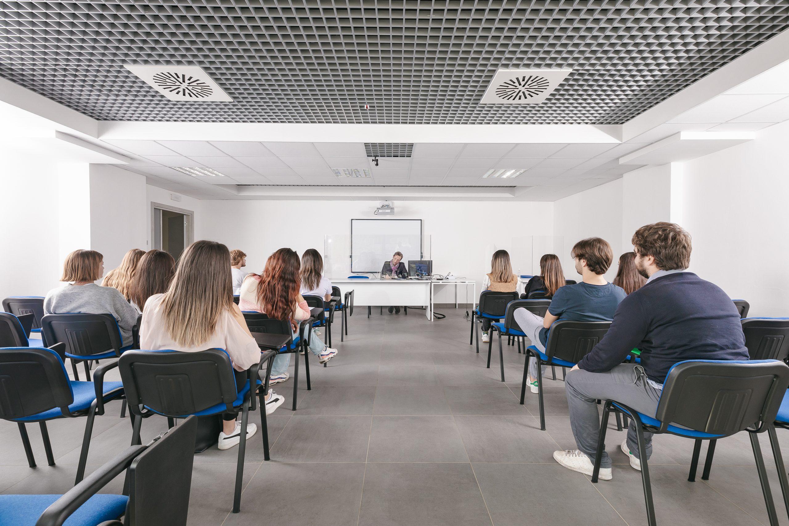 Costo Professori Universitari: i costi sostenuti dagli Atenei diversi da quelli espressi dal MUR