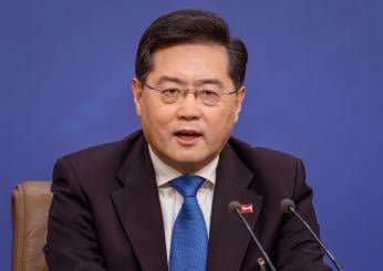 Cina, il ministro Qin Gang: “Scegliamo la pace e il dialogo sulle sanzioni. Legami tra Pechino e Mosca un esempio”