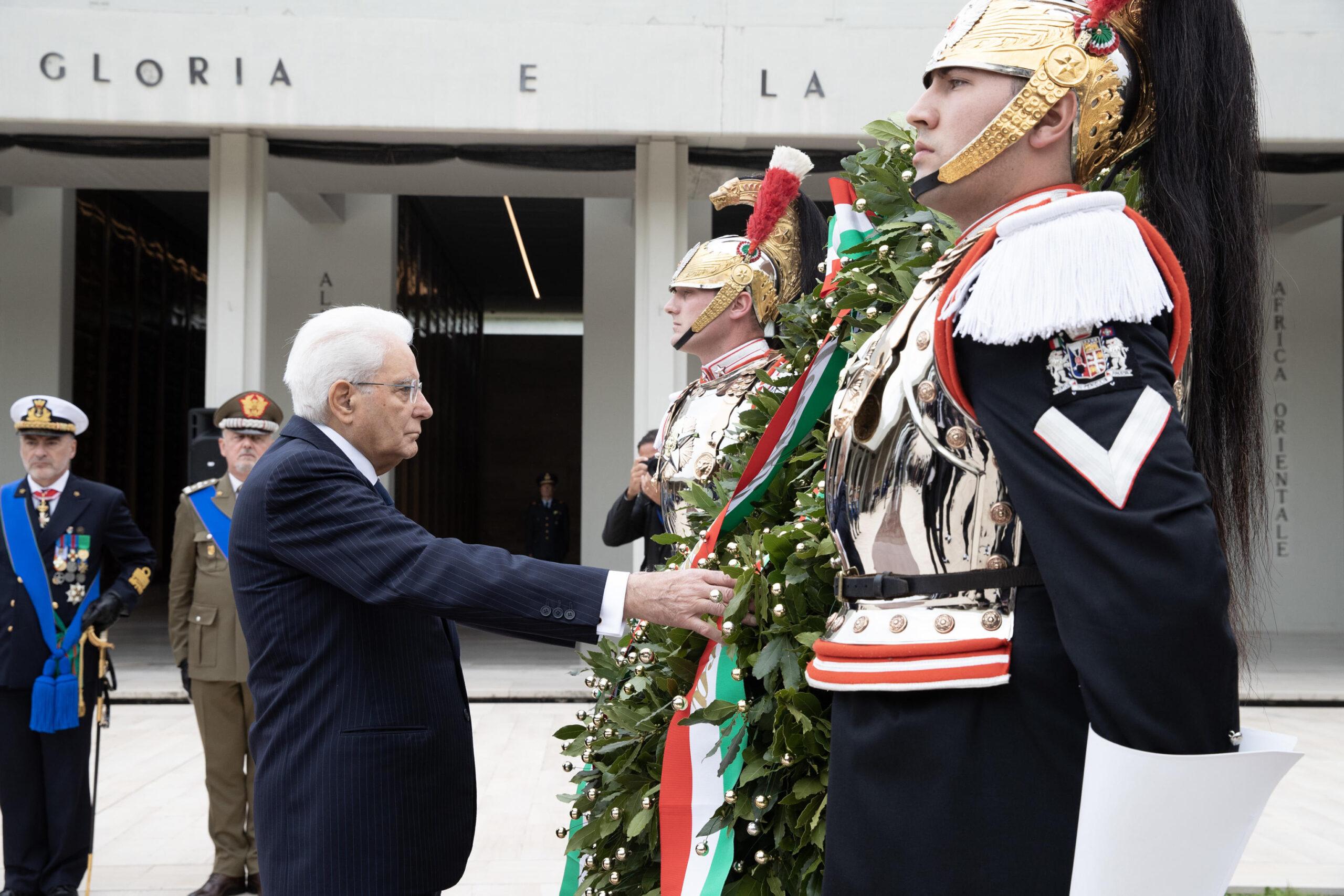 Quanto sono alti i Corazzieri, guardie del Presidente della Repubblica?