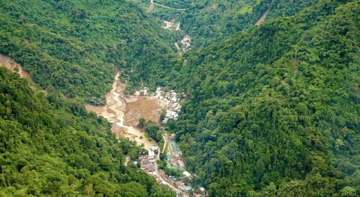 Filippine, incidente: camion cade giù da una scogliera, almeno 15 morti