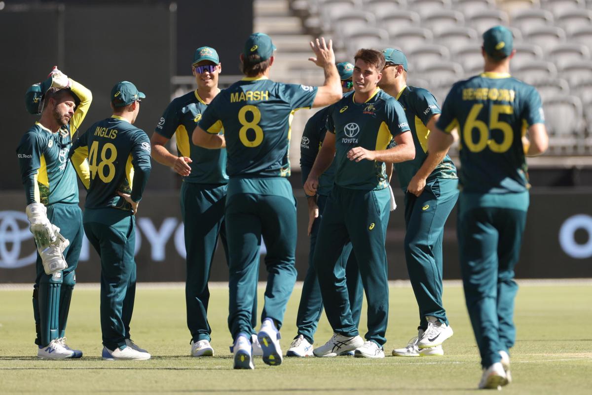 Cricket, l’Australia batte il Bangladesh nell’esordio della Coppa del Mondo T20