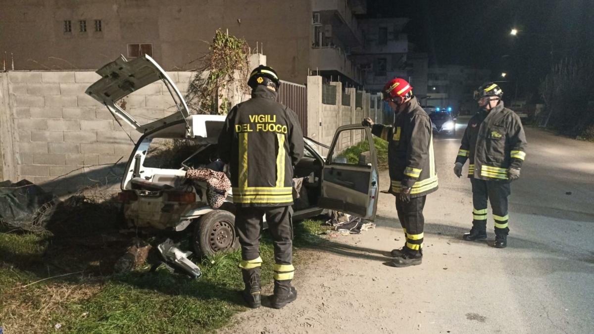 Perugia, tragico incidente ad Assisi: auto fuori strada, morta 29enne