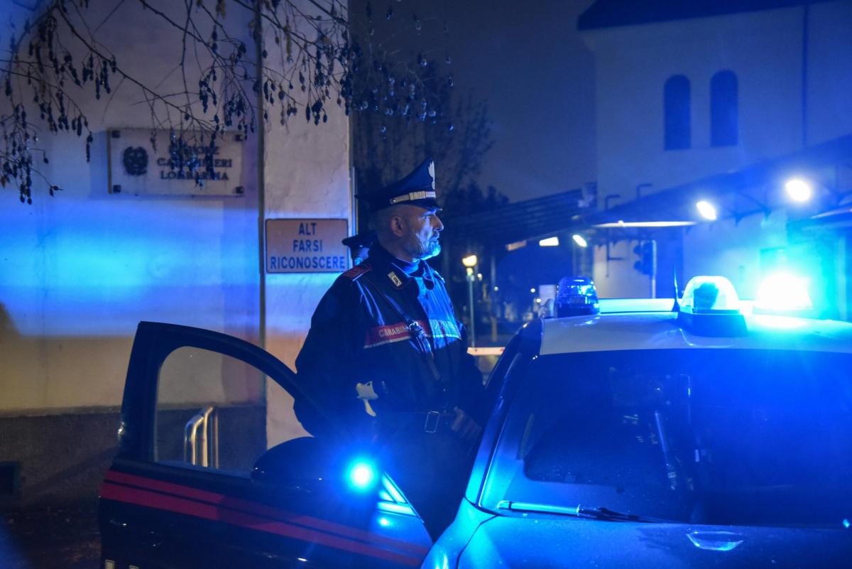 Turista accoltellata a Termini, i due carabinieri fuori servizio ch…