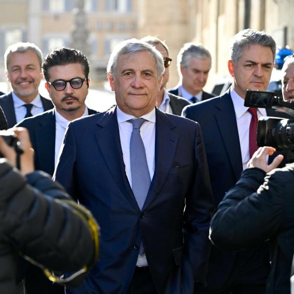 Perché la risoluzione Onu è una svolta nella guerra a Gaza. Tajani: “Cessate il fuoco è la soluzione” | VIDEO