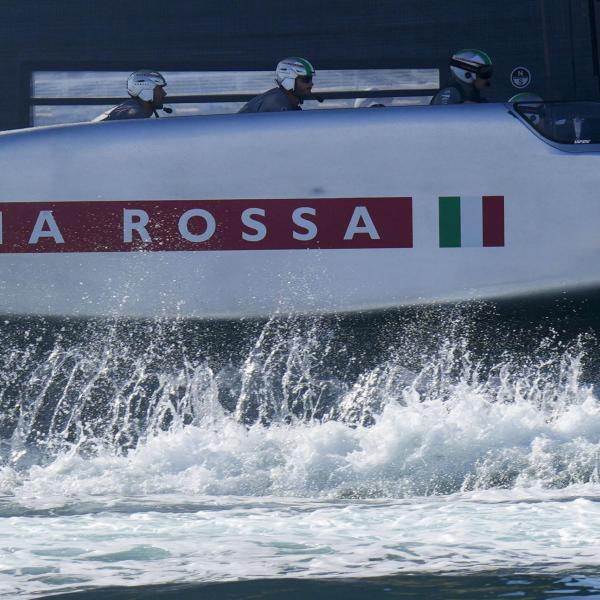 Louis Vuitton Cup 2024, clamorosa squalifica di Luna Rossa contro Alinghi: l’accaduto e cosa succede adesso