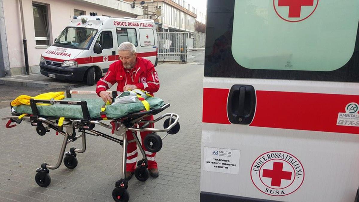 Torino, doppio incidente a via Nanni: muore ciclista di 46 anni