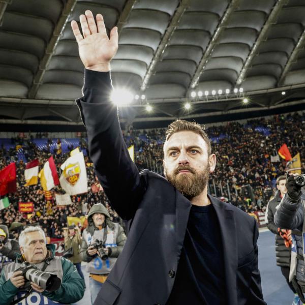 L’esordio di De Rossi in Roma-Verona, Garzya: “Mourinho aveva ragione, la corsa Champions è complicata, ma Daniele è Roma”