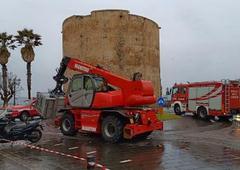 Alghero, donna muore travolta da un camion gru: inutili i soccorsi