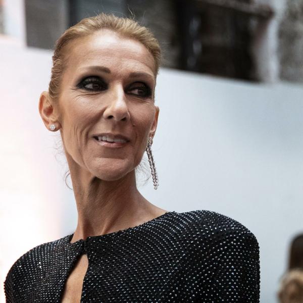 Celine Dion e il vaccino Covid: la bufala sulla causa della malattia della cantante