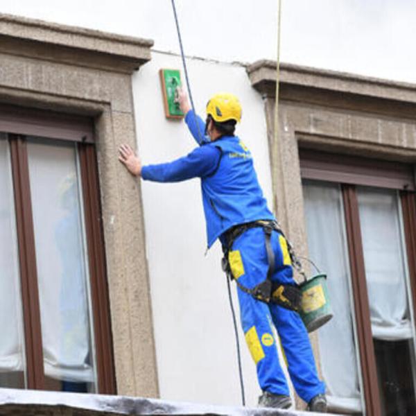 Bonus edilizi per lavori nelle parti comuni di condomini e nelle singole unità: ecco come intervenire entro il 31 dicembre 2024