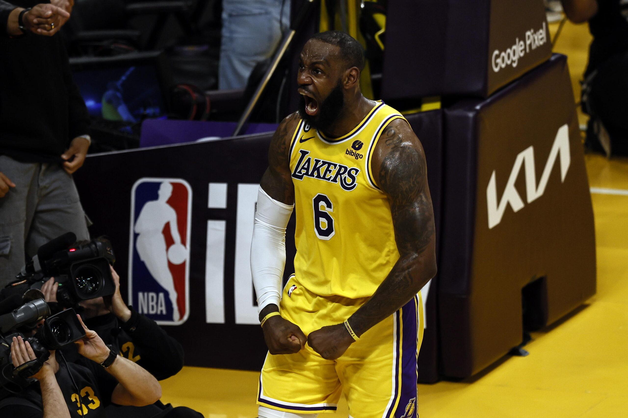 NBA Playoff 2023, i Lakers perdono anche Gara 3: eliminazione ad un passo