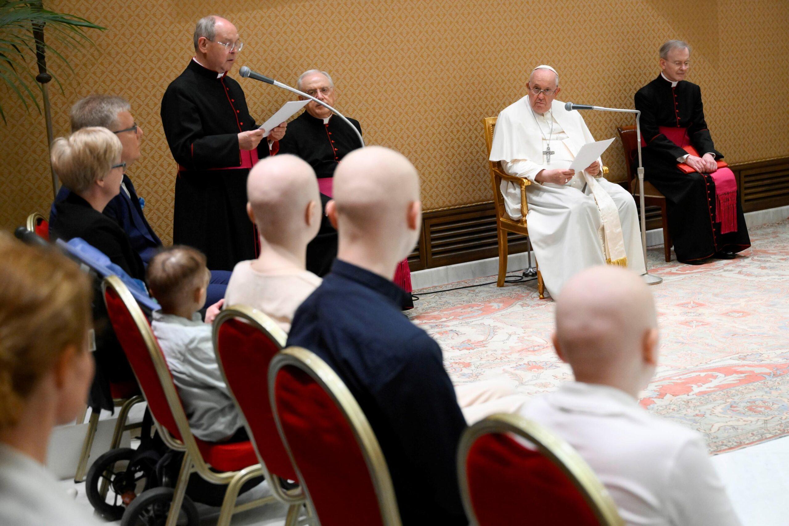 Papa Francesco, oggi l’Udienza generale: “Pregate per l’Ucraina e vivete come fratelli”