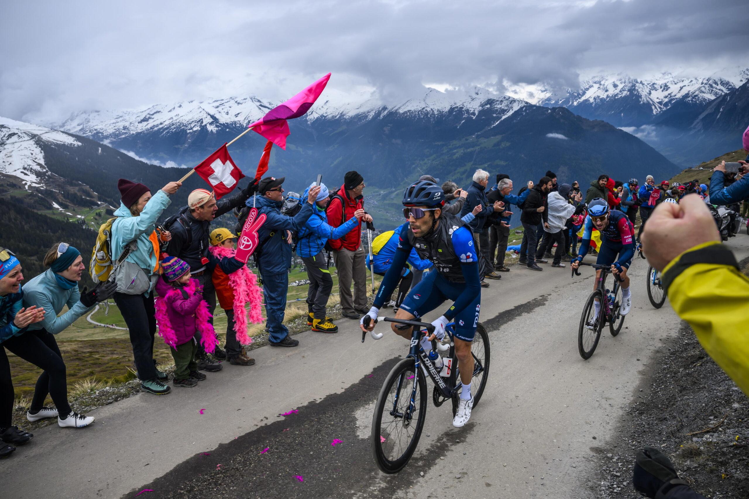 Giro d’Italia 2023, polemica per la tappa oggi tagliata di 125 km: “Non c’era troppo freddo”