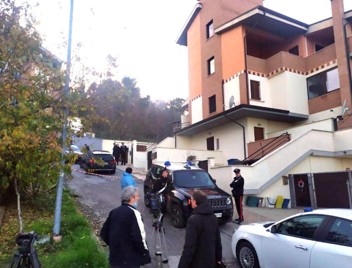 Uccise la madre con 34 coltellate a Bucchianico (Chieti): chiesto i…