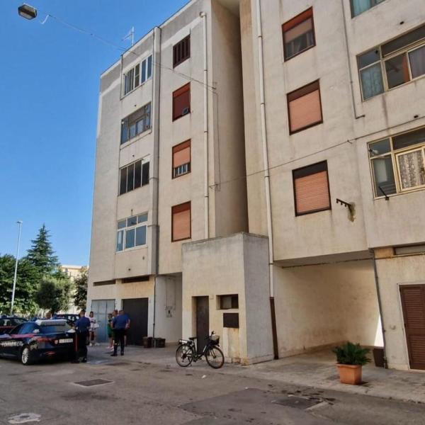 Brindisi, tragedia a Fasano: cade nel vano ascensore, morta 25enne