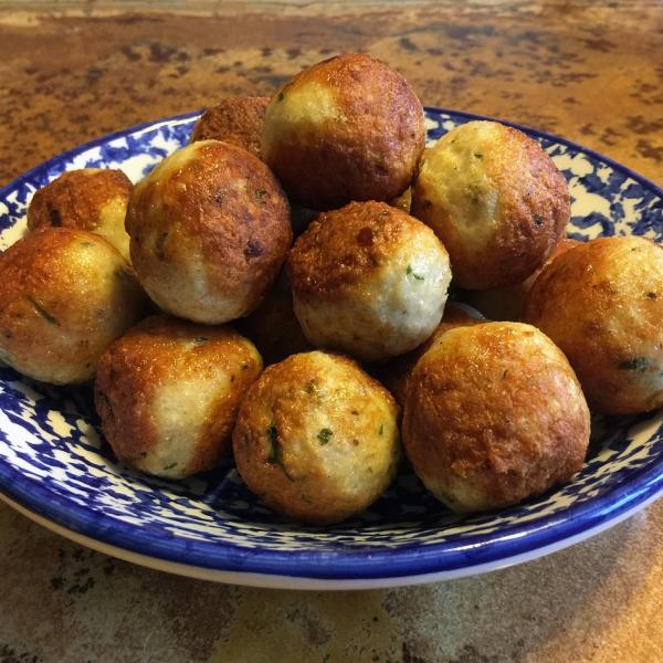 Non si butta via niente: le polpette con il pollo avanzato