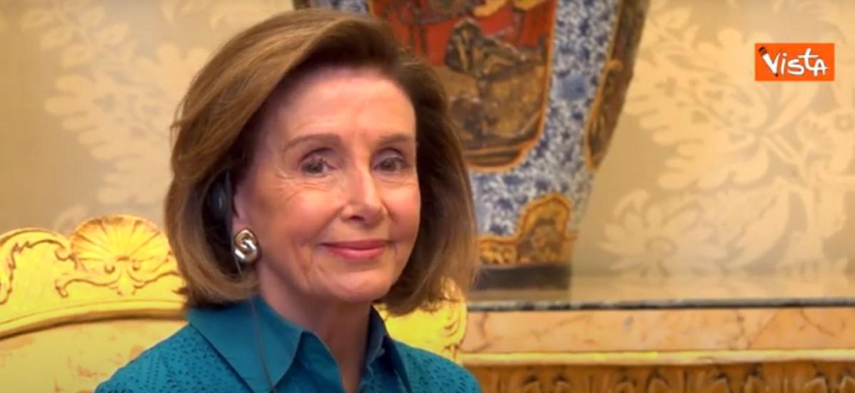 Usa, pubblicati i video dell’aggressione al marito di Nancy Pelosi:…