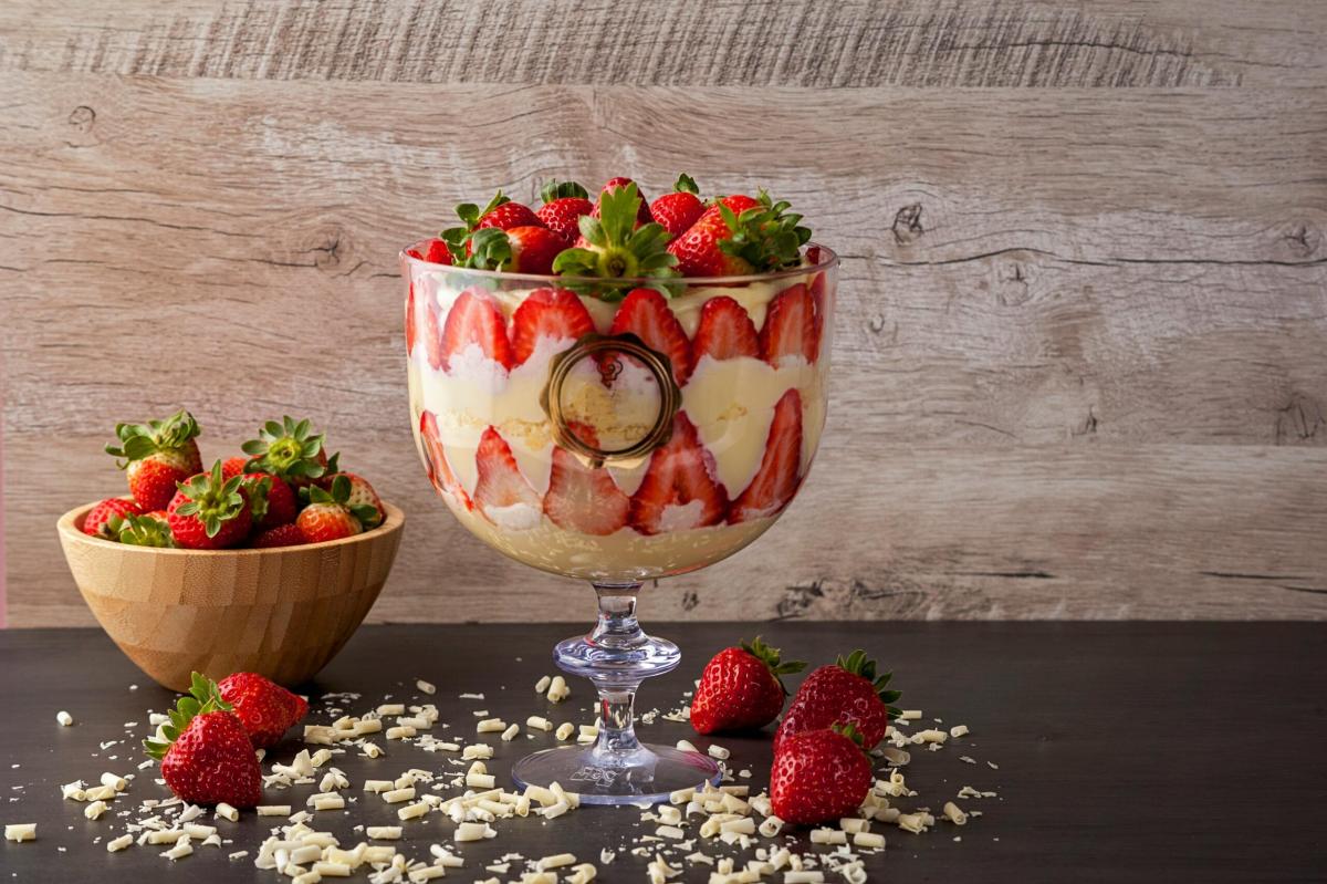 Come si fa il Trifle dolce, bello da vedere e buono da mangiare