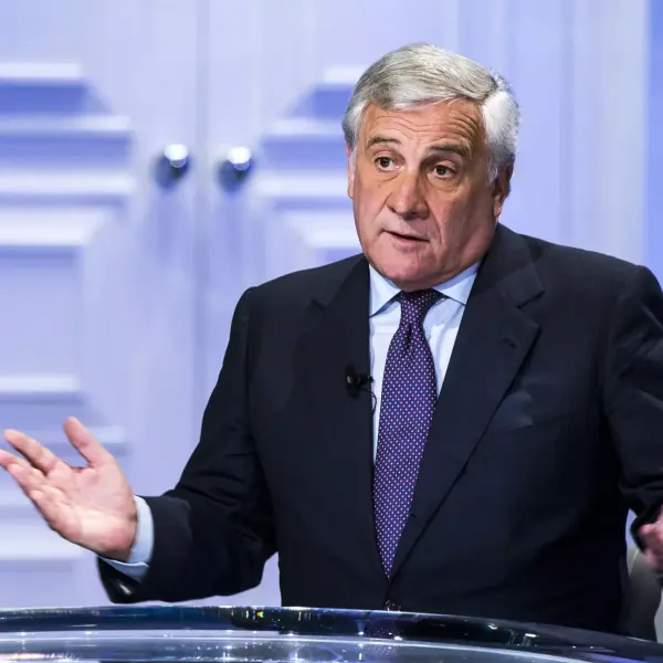 Migranti, Tajani: “Italia non può affrontare l’emergenza da sola”