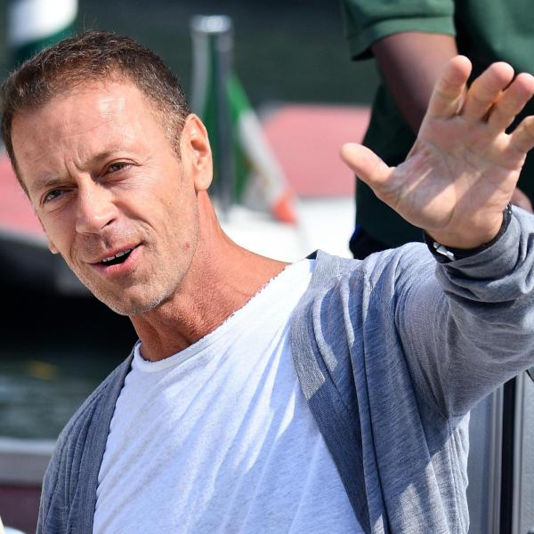 Rocco Siffredi porno, l’attore annuncia il ritiro e piange a Belve