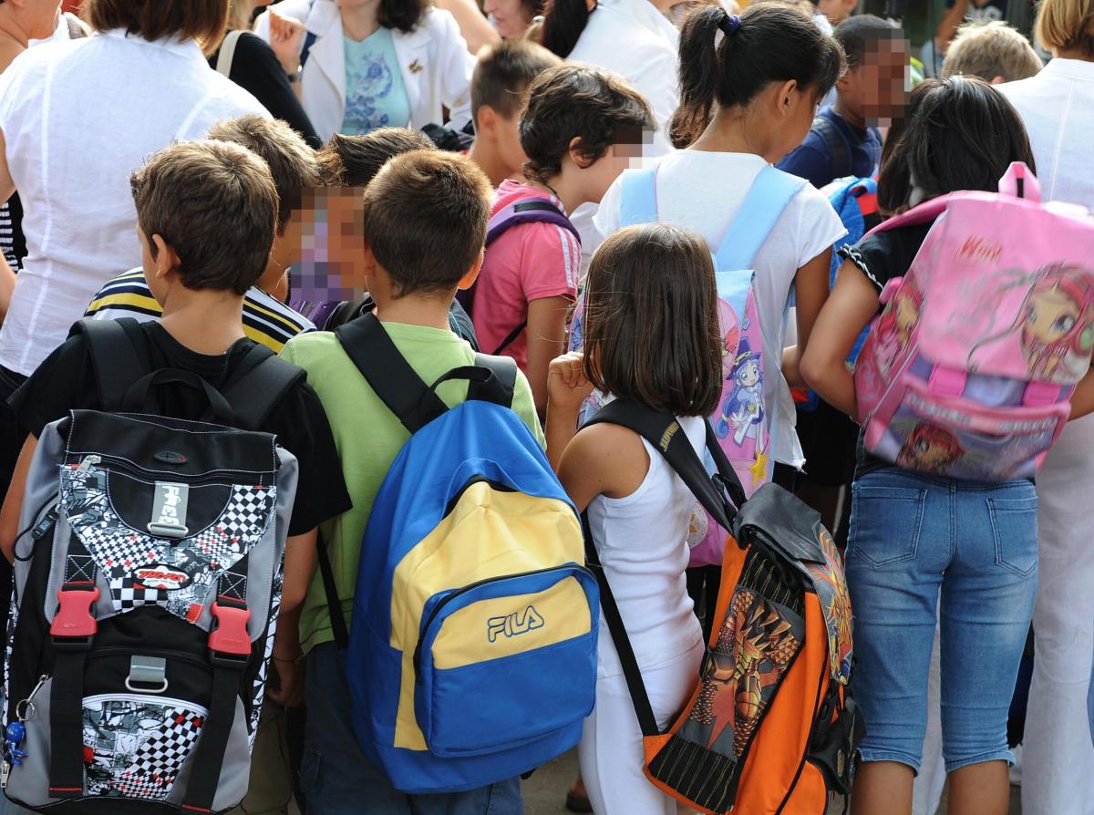 Sciopero scuola 25 settembre 2023, lezioni a rischio: dove, orari e…