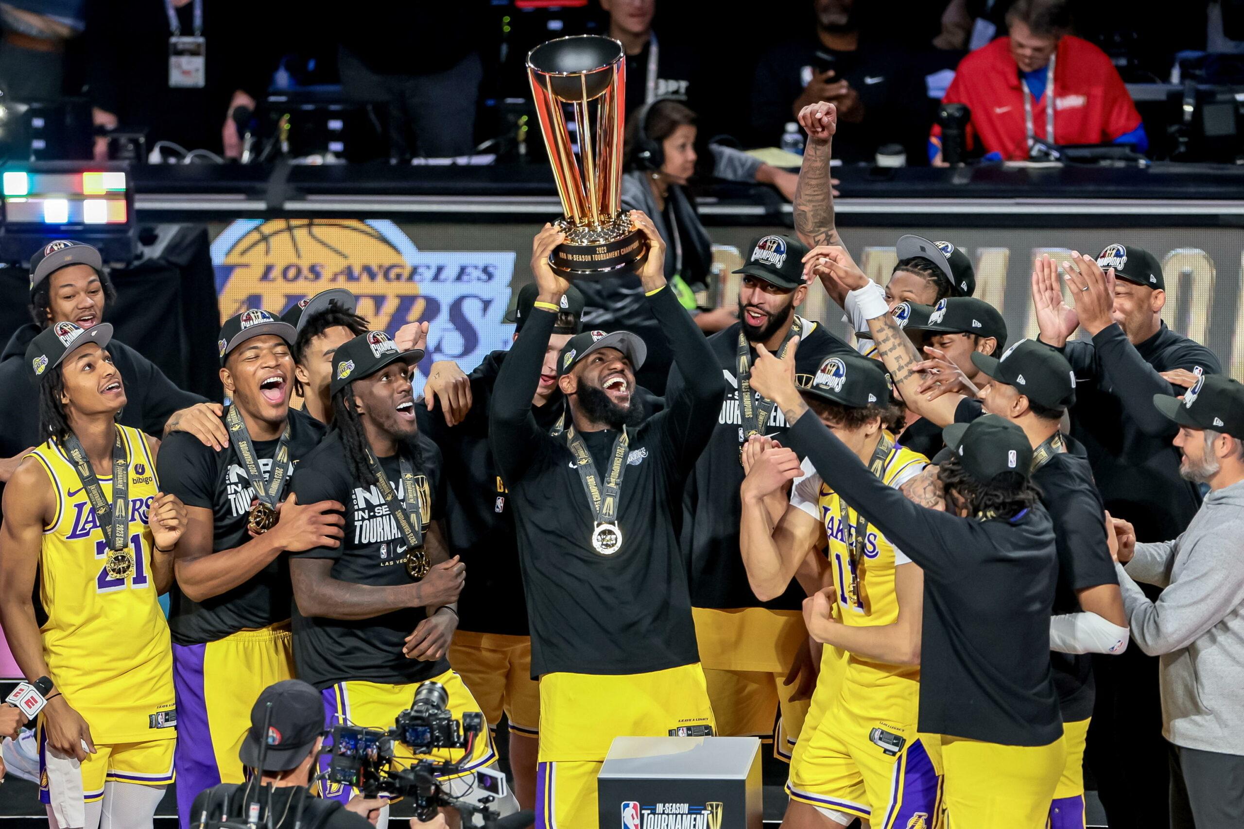 NBA Cup, i Lakers vincono la finale: le parole di LeBron sul paragone Davis-Shaq