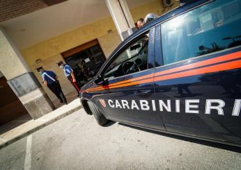 Casoria, investe 4 persone e fugge: uno dei feriti è grave. Denunci…