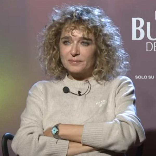 Valeria Golino e la malattia del padre: “In un anno il tumore me l’ha portato via”