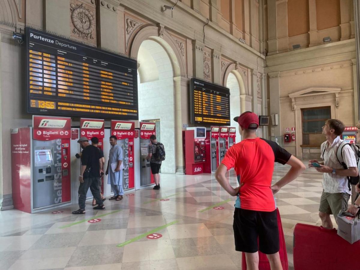 Incendi sul Carso: treni bloccati e molti i disagi per i viaggiatori