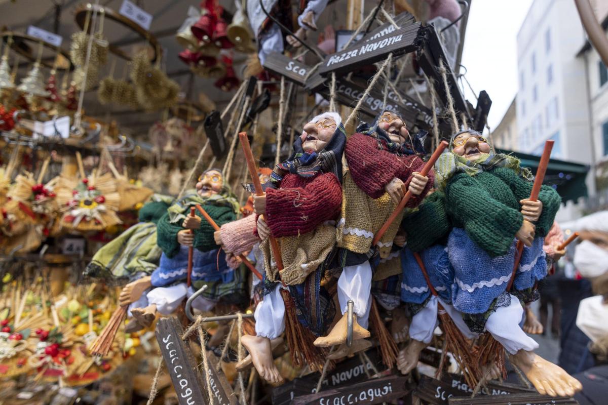 Roma, dopo due anni di stop torna la festa della Befana a piazza Na…