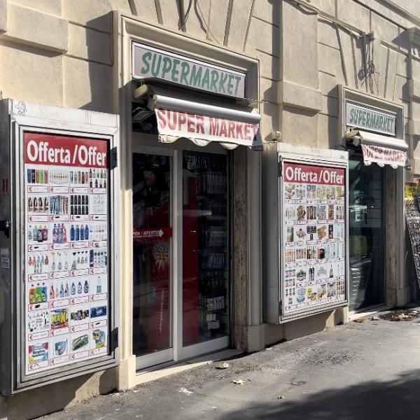 Mini market bengalesi in Italia, nascono come funghi. Commercianti di Roma: “Concorrenza sleale”. Dov’è finita la pdl di FdI per arginarli?