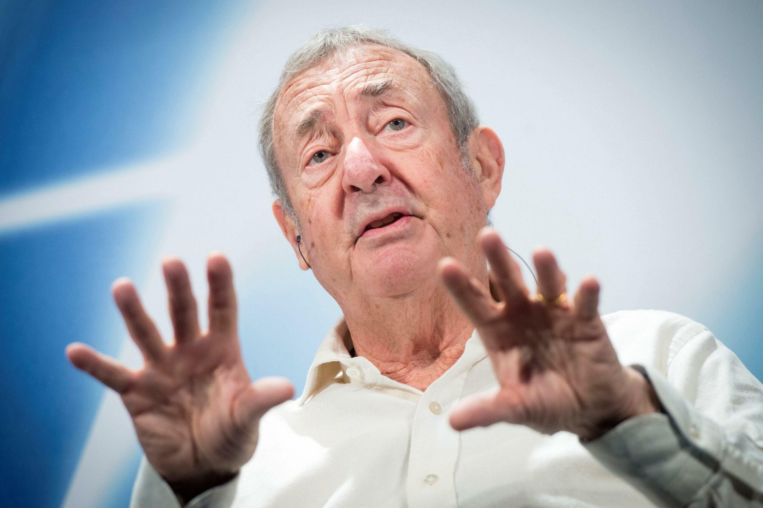 L’ex batterista dei Pink Floyd Nick Mason annuncia sei concerti nel 2024: date e prezzi dei biglietti