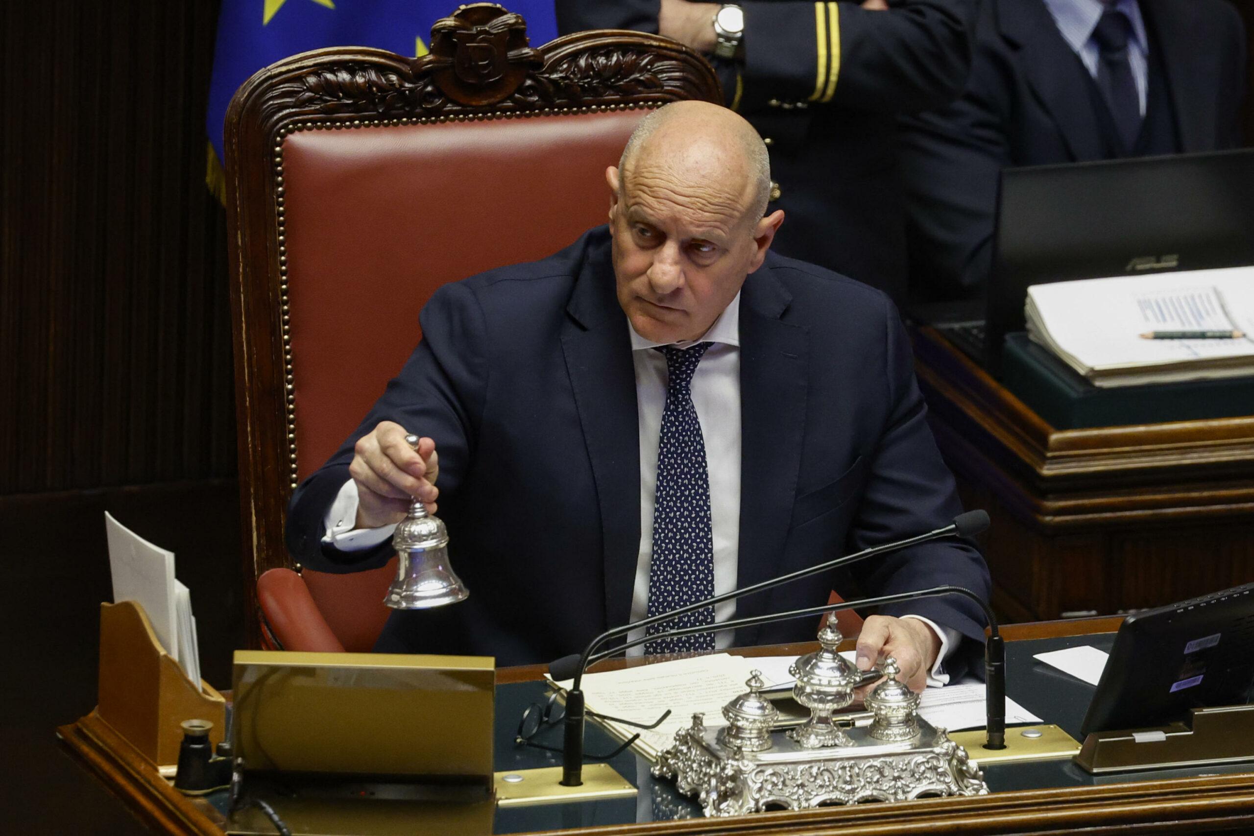 Commissione d’inchiesta sul Covid, bagarre alla Camera dopo l’istituzione. Rampelli: “Ho gestito l’Aula in maniera imparziale”