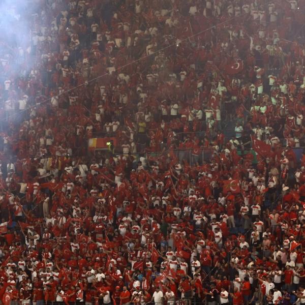 Euro 2024, la Germania è padrona di casa ma sugli spalti ci sono più tifosi della Turchia | VIDEO