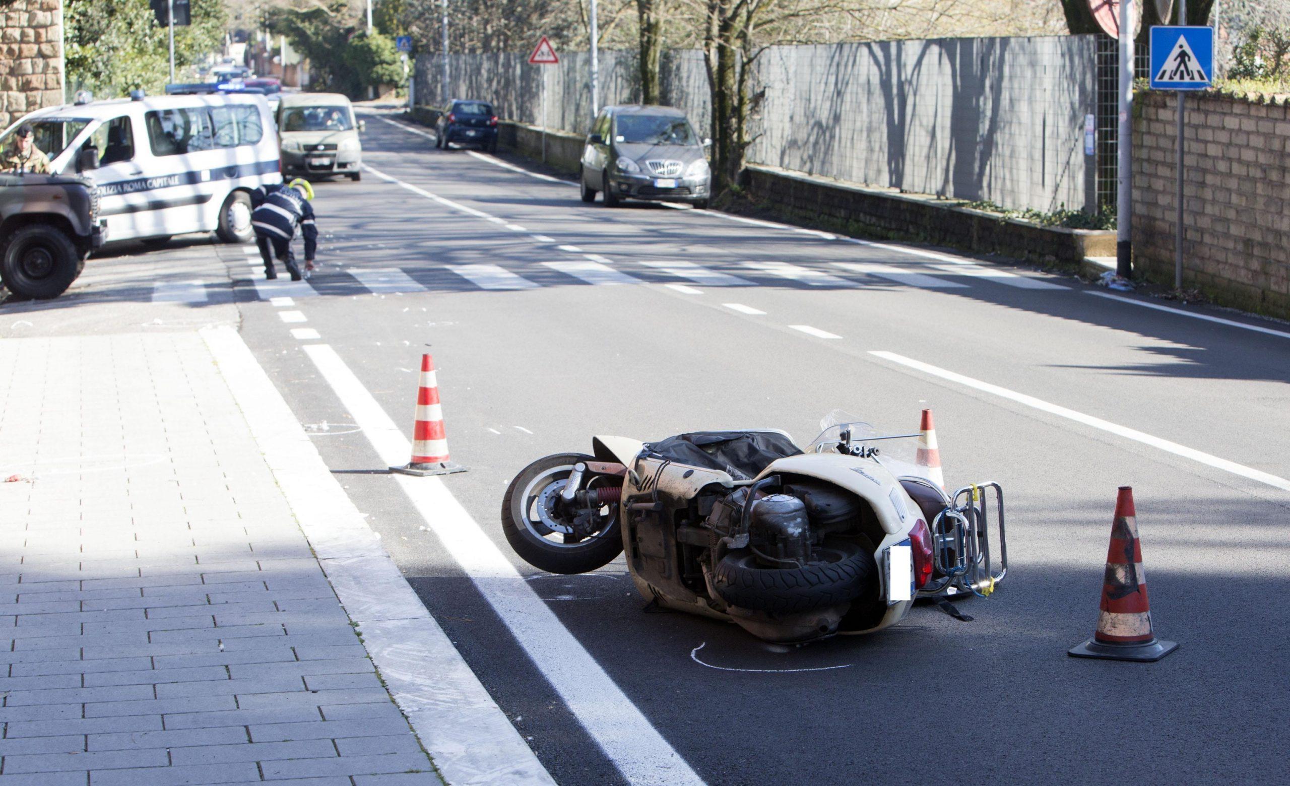 Muore 16enne di Castellamare di Stabia, l’impatto con un auto gli è fatale