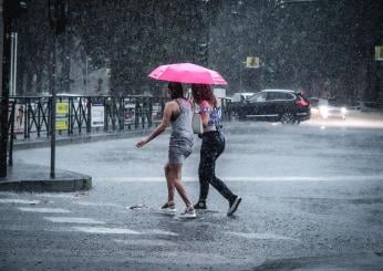 Maltempo in Italia, dal Nord si sposta al Centro-sud. Il Piemonte chiede lo stato di emergenza, conta dei danni in Valle D’Aosta