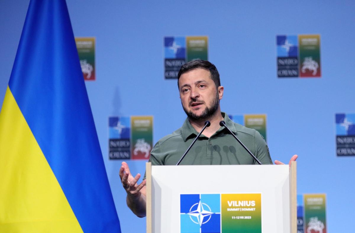 Zelensky al Vertice Nato: “Ucraina pronta ad adesione dopo la guerra”