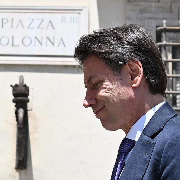 Paura per Giuseppe Conte: ricoverato in ospedale, “ma ora sta bene”