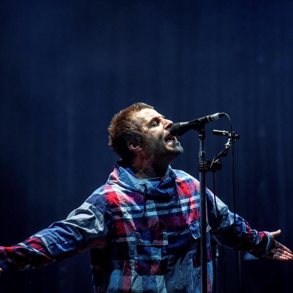 Liam Gallagher concerti 2024: date e biglietti del tour per i 30 anni di Definitely Maybe