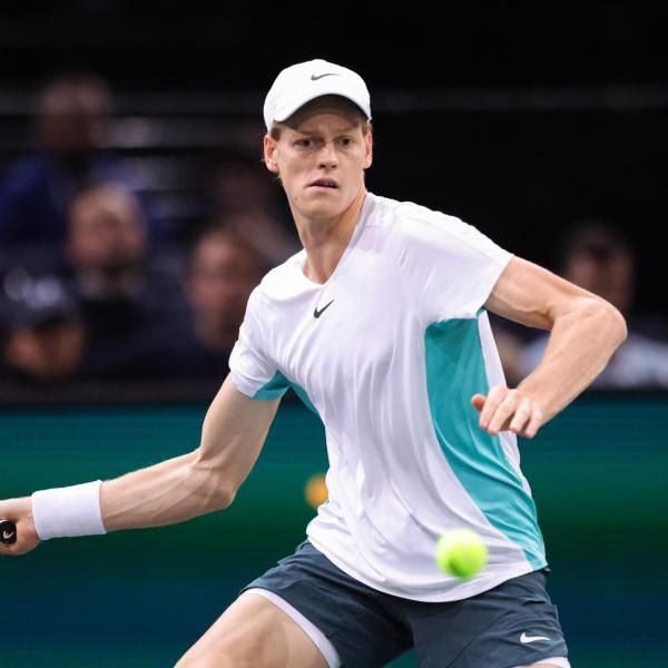 Masters 1000 Parigi-Bercy, Sinner batte McDonald: ora sfida a De Minaur