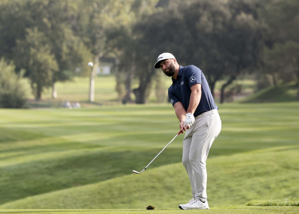 Golf, al via il DP World Tour Championship 2023: Jon Rahm difende i…