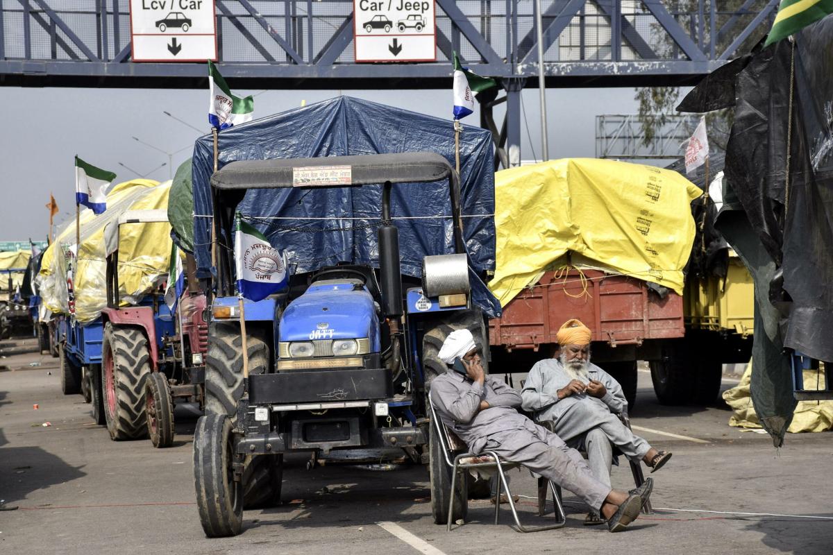 India, agricoltori rifiutano l’offerta del governo. Riprese le proteste a Delhi